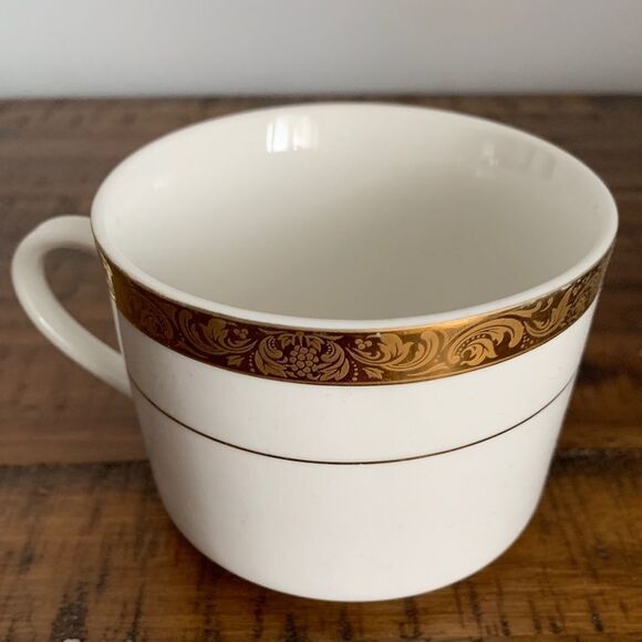 Flat Cup Smooth Empress Gold Fine China by Sango